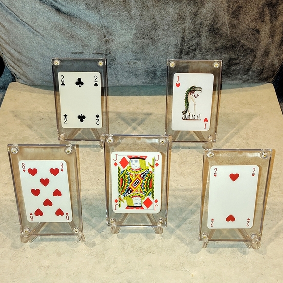 BUNDLE OF 5 LUXURY COLLECTIBLE PLAYING CARDS 3 LOUIS VUITTONS, GUCCI & LOUBOUTIN - Picture 6 of 14